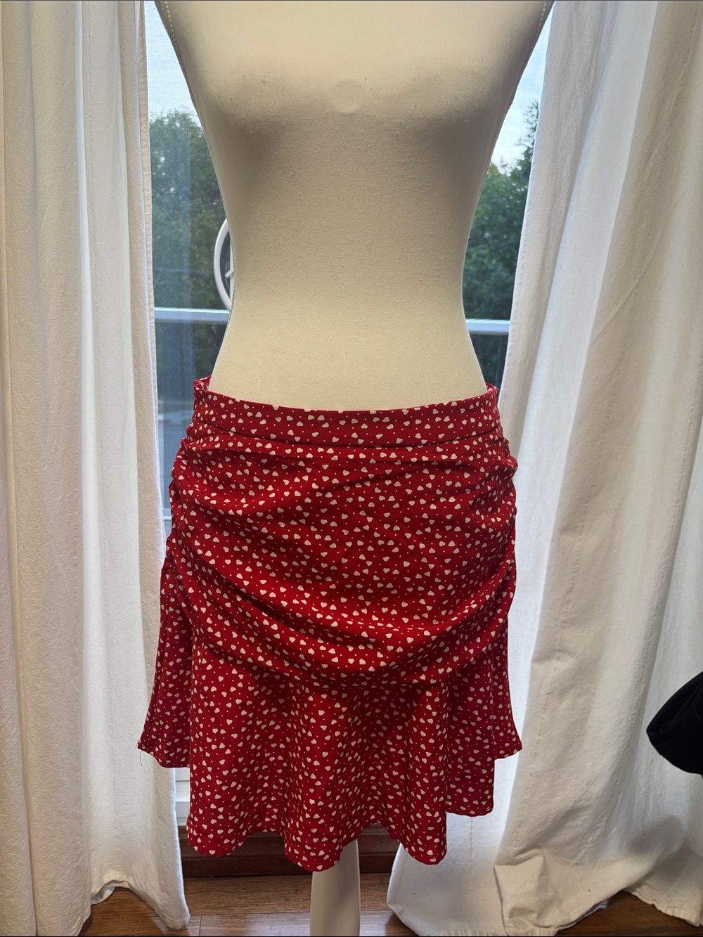 Red Heart-Print Ruffled Skirt - Women
